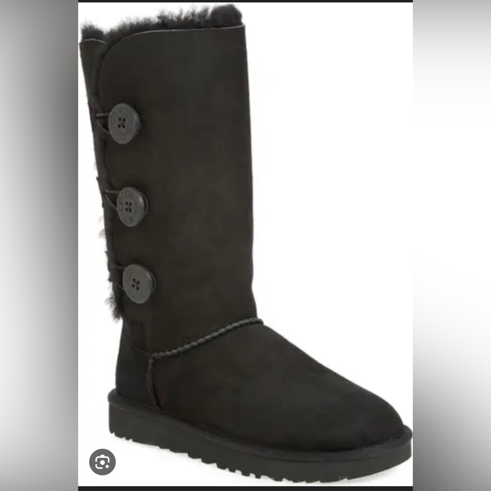 UGG Bailey 3-Button Boots